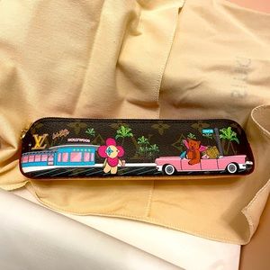 SOLD LOUIS VUITTON HOLLYWOOD PENCIL CASE